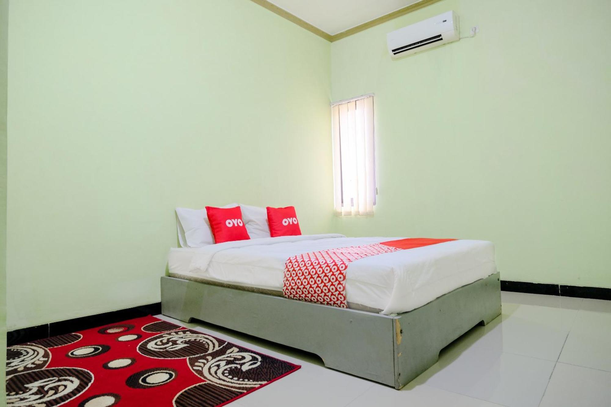 Oyo Life 2508 Alba Suites Homestay Syariah Тулунгагунг Экстерьер фото