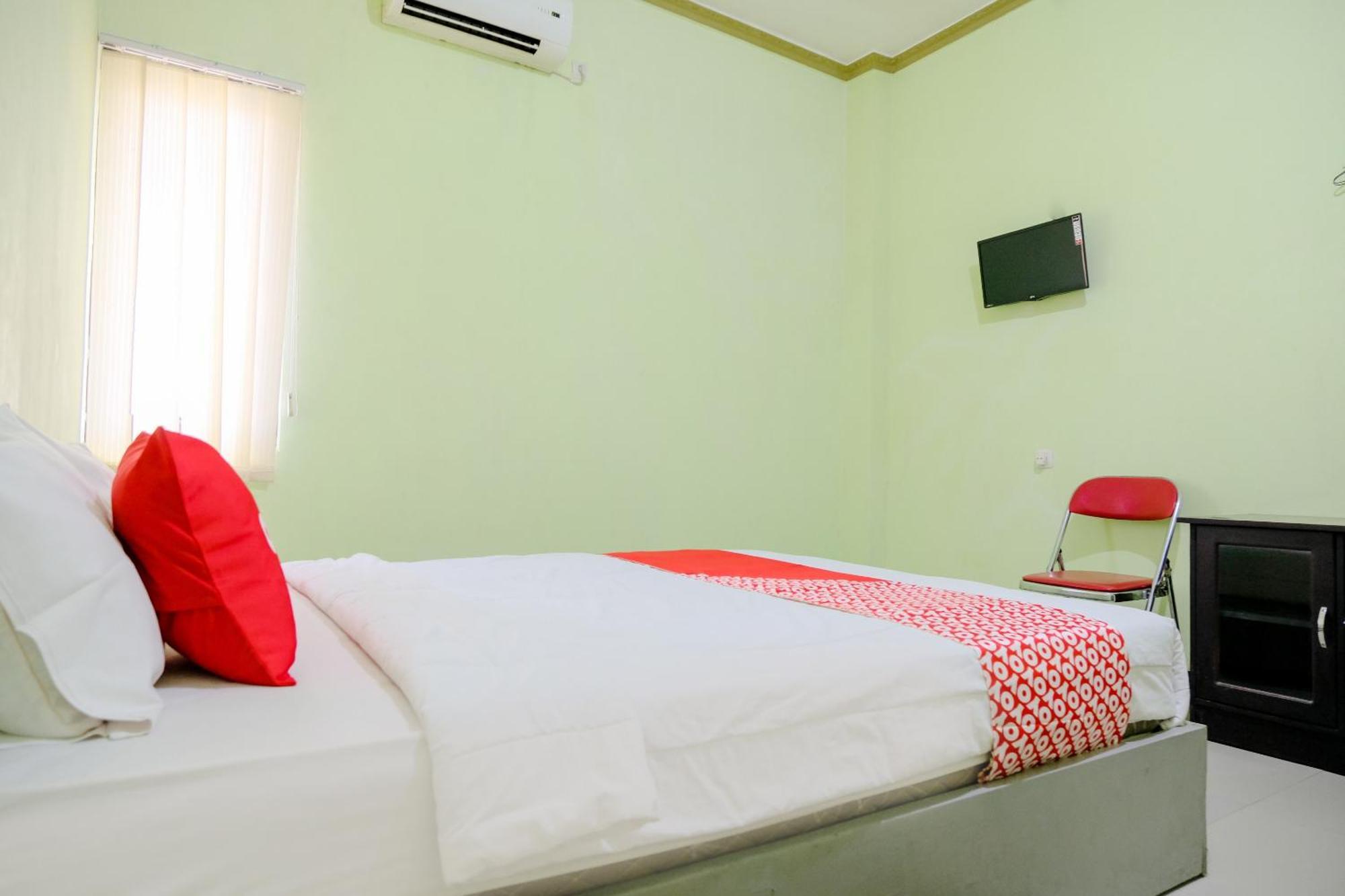 Oyo Life 2508 Alba Suites Homestay Syariah Тулунгагунг Экстерьер фото